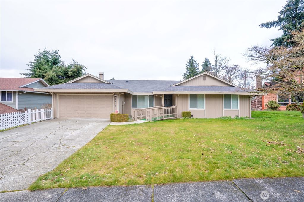 Photo of 2912 SW 333rd Street, Federal Way, WA 98032 (MLS # 2334562)