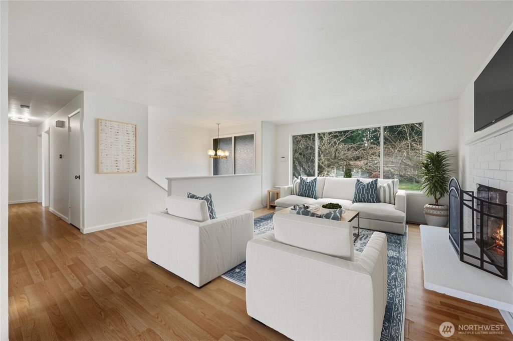 Photo of 28822 38th Avenue S, Auburn, WA 98001 (MLS # 2464765)