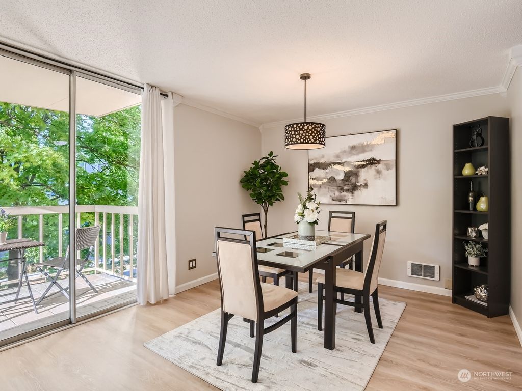 Photo of 4540 8th Avenue NE #302, Seattle, WA 98105 (MLS # 2200702)
