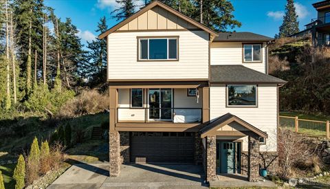1403 Dakota Avenue Anacortes WA 98221