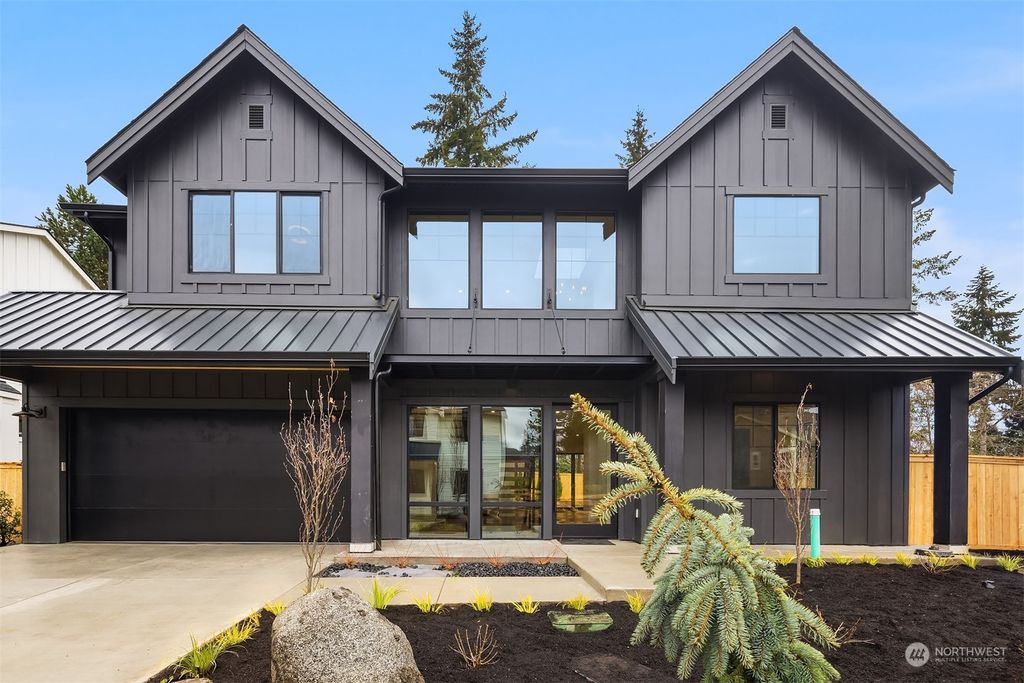 Photo of 7911 SE 72nd Place, Mercer Island, WA 98040 (MLS # 2015335)