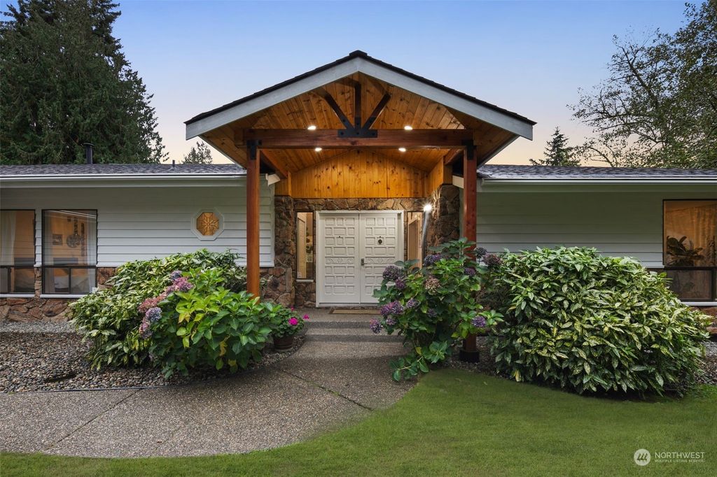 Photo of 4643 S 348th Street, Auburn, WA 98001 (MLS # 2306852)
