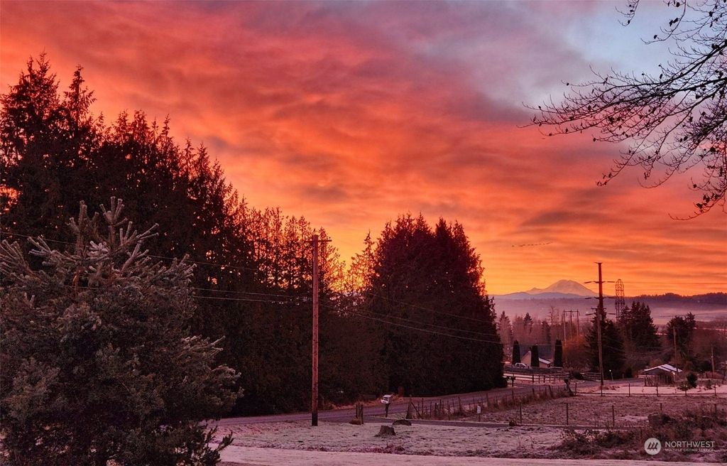 Photo of 7520 79th Avenue SE, Snohomish, WA 98290 (MLS # 2048996)