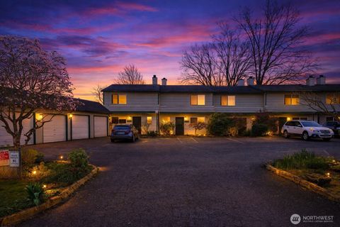 Photo of 421 NE 105th Street, Vancouver, WA 96885 (MLS # 2492662)