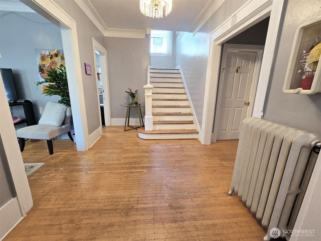 Photo of 4733 19th Avenue NE, Seattle, WA 98105 (MLS # 2385442)