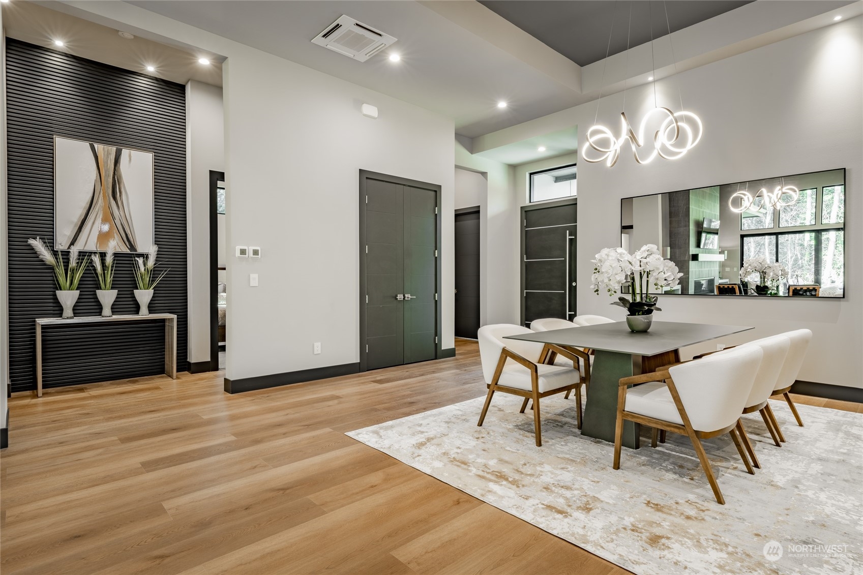 5693 Lux Lane