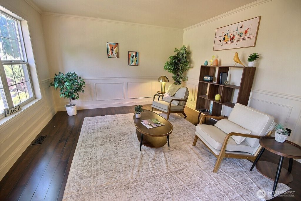 Photo of 4018 52nd Street NE, Federal Way, WA 98422 (MLS # 2430564)