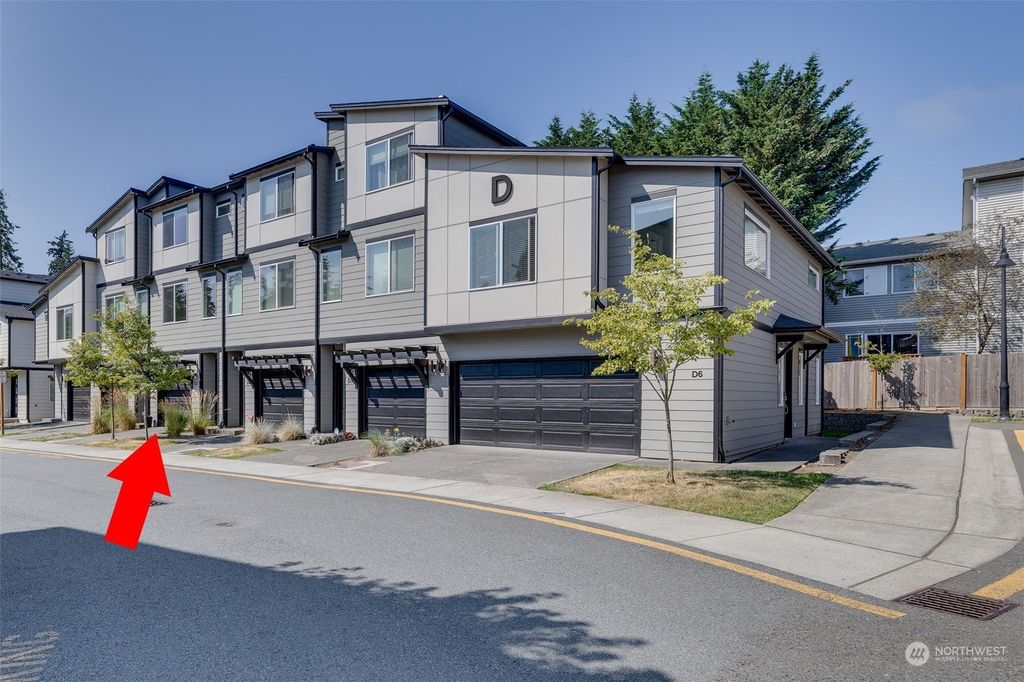 Photo of 3230 148th Street SW #D3, Lynnwood, WA 98037 (MLS # 2278412)