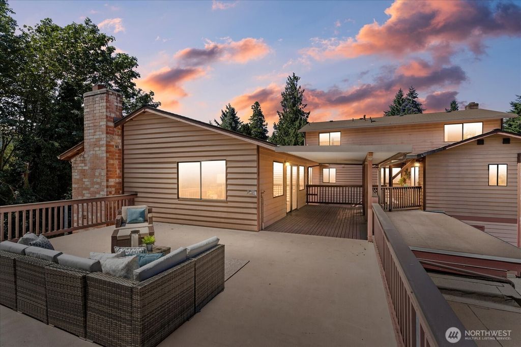 Photo of 16442 51st Avenue S, Tukwila, WA 98188 (MLS # 2416115)