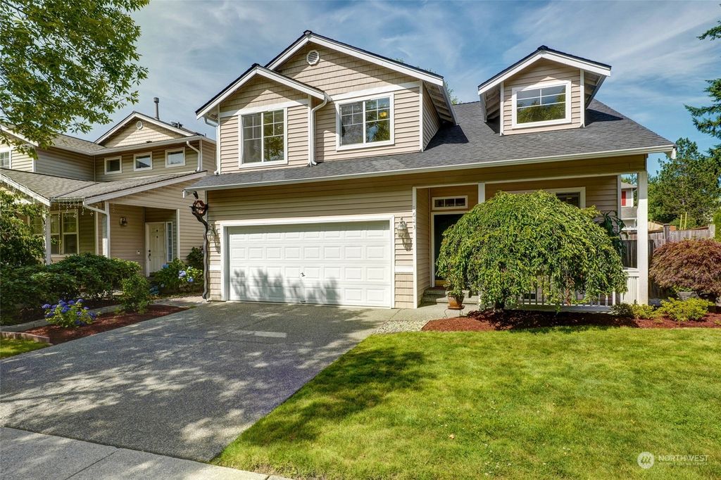 Photo of 1623 180th Street SW, Lynnwood, WA 98037 (MLS # 2071111)