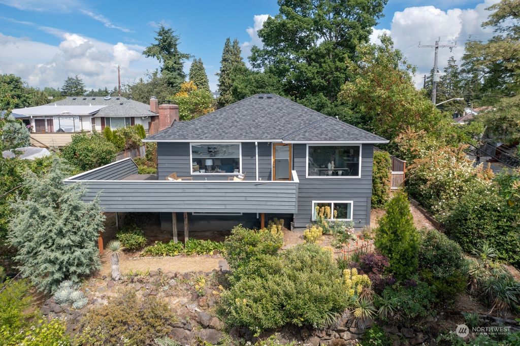 Photo of 9056 22nd Avenue SW, Seattle, WA 98106 (MLS # 2075882)