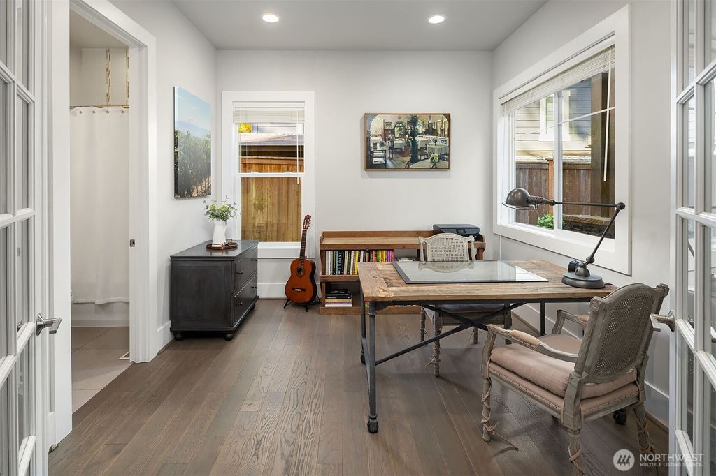listing image 9362346109318296199