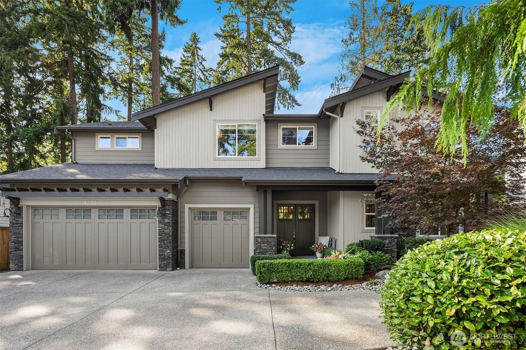 Photo of 4525 90th Avenue SE, Mercer Island, WA 98040 (MLS # 2513965)
