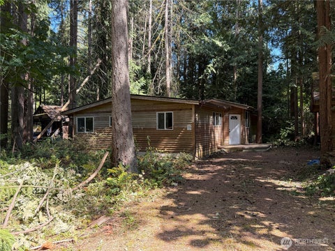 Photo of 42062 Cedar Street, Concrete, WA 98237 (MLS # 2571250)
