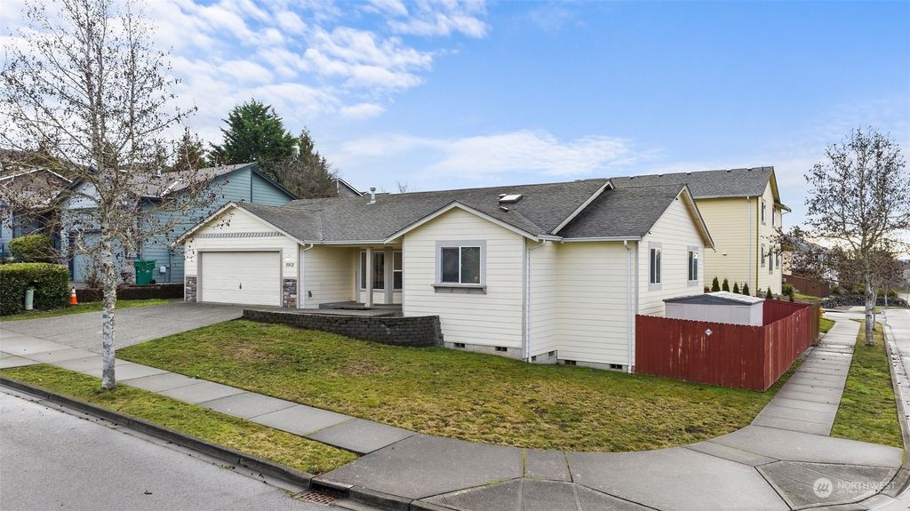 Photo of 5902 46th Street NE, Marysville, WA 98270 (MLS # 2013506)