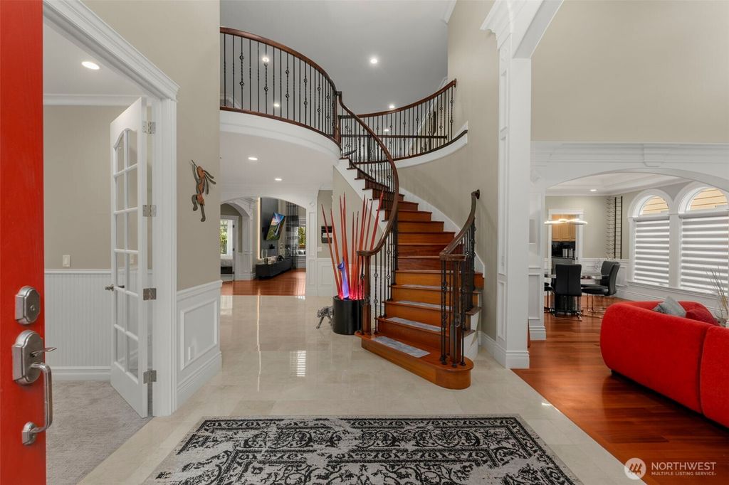 Photo of 13112 134th Avenue NE, Kirkland, WA 98034 (MLS # 2496900)