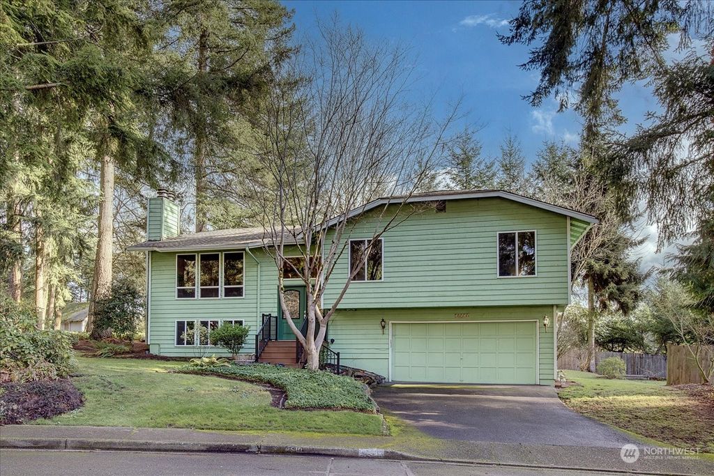 Photo of 18510 129th Lane NE, Bothell, WA 98011 (MLS # 2198813)