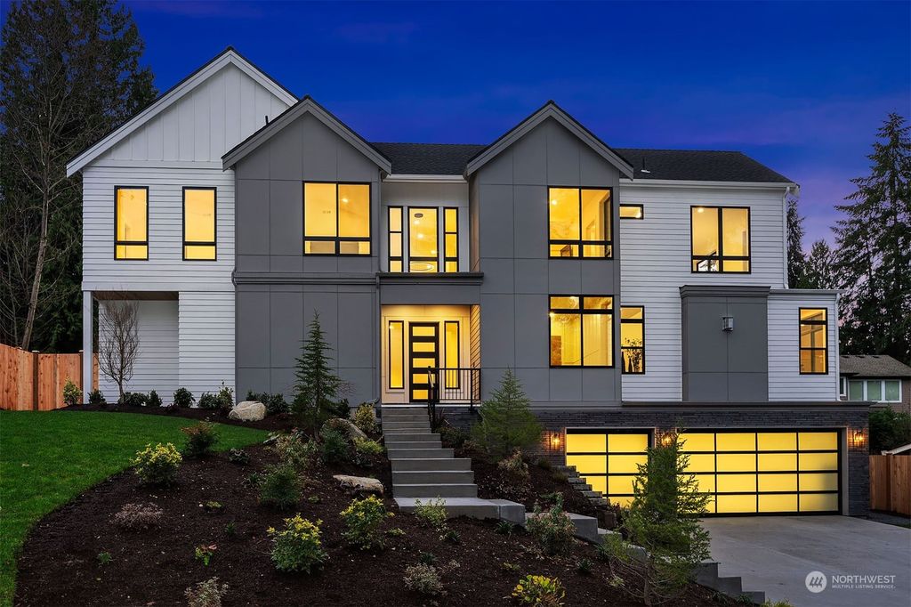Photo of 825 101st Avenue SE, Bellevue, WA 98004 (MLS # 2320327)