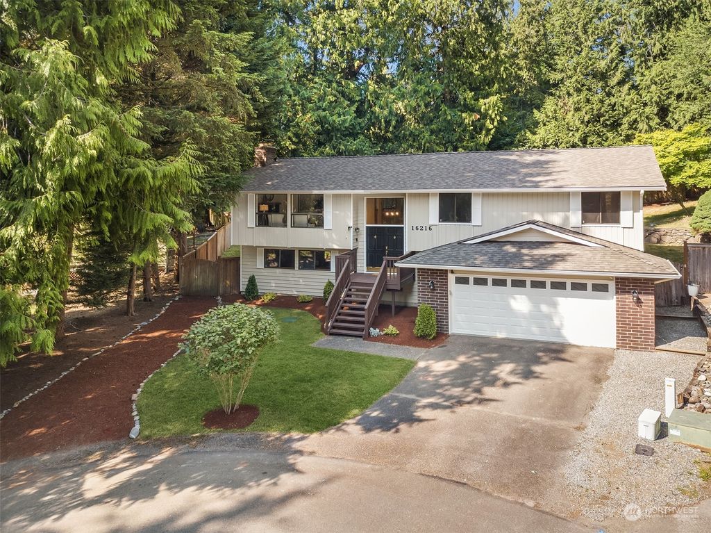Photo of 16216 197th Avenue NE, Woodinville, WA 98077 (MLS # 2130215)