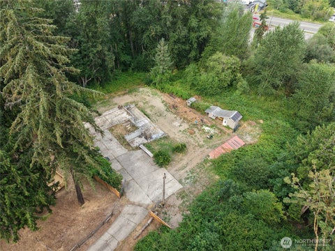 Photo of 321 68th Avenue E, Tacoma, WA 98424 (MLS # 2556613)