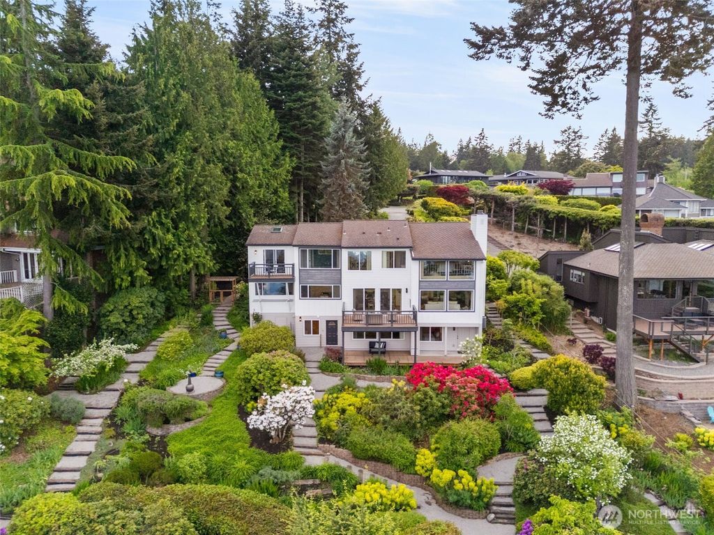 Photo of 10879 Bill Point Circle NE, Bainbridge Island, WA 98110 (MLS # 2523249)
