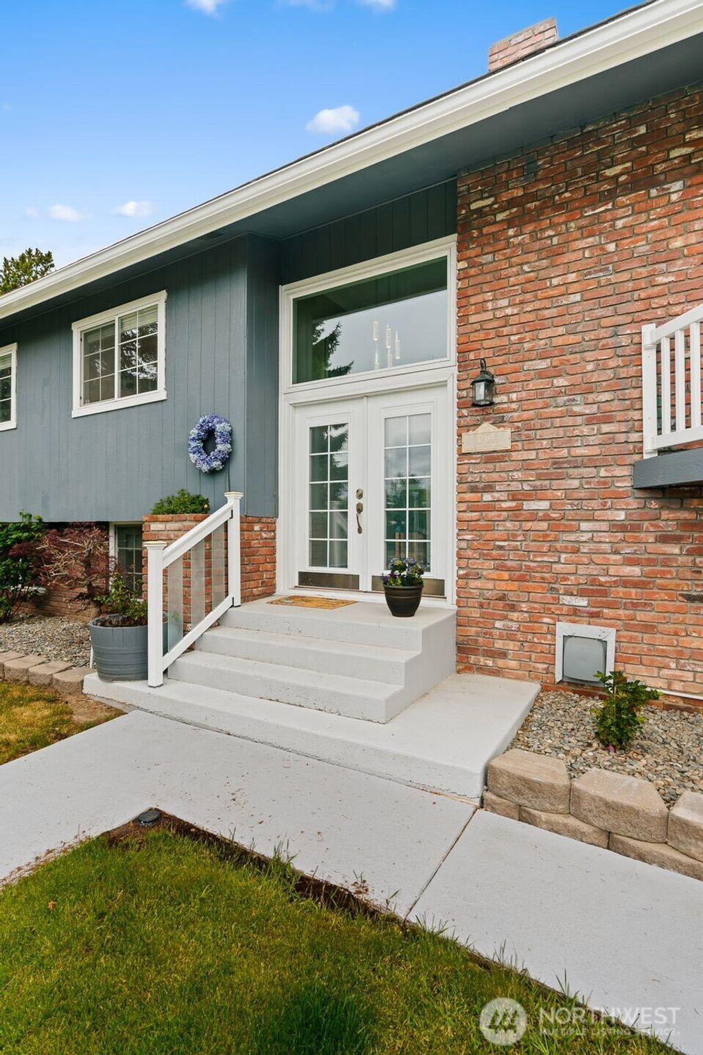Photo of 1204 Vista Road, Ellensburg, WA 98926 (MLS # 2525452)