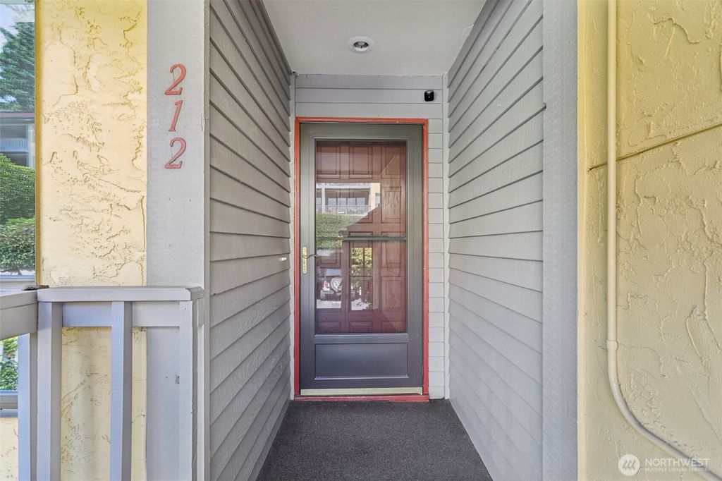 Photo of 11620 100th Avenue NE #C212, Kirkland, WA 98034 (MLS # 2428186)