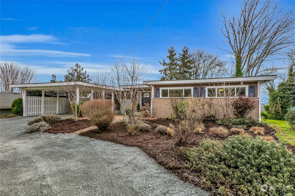 Photo of 6917 S Langston Road, Seattle, WA 98178 (MLS # 2199284)