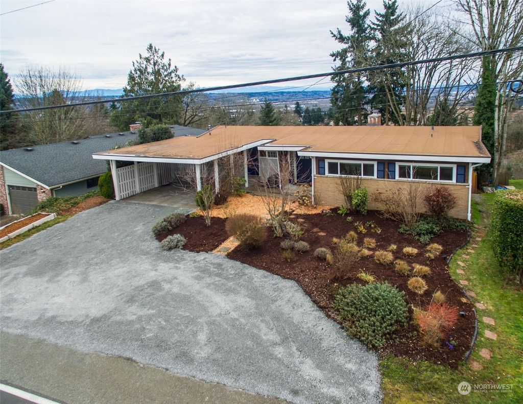 Photo of 6917 S Langston Road, Seattle, WA 98178 (MLS # 2199284)