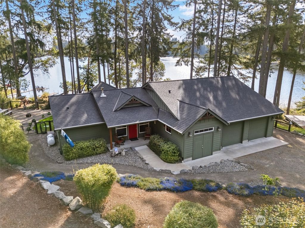 Photo of 11013 Bayview Circle, Anderson Island, WA 98303 (MLS # 2517150)