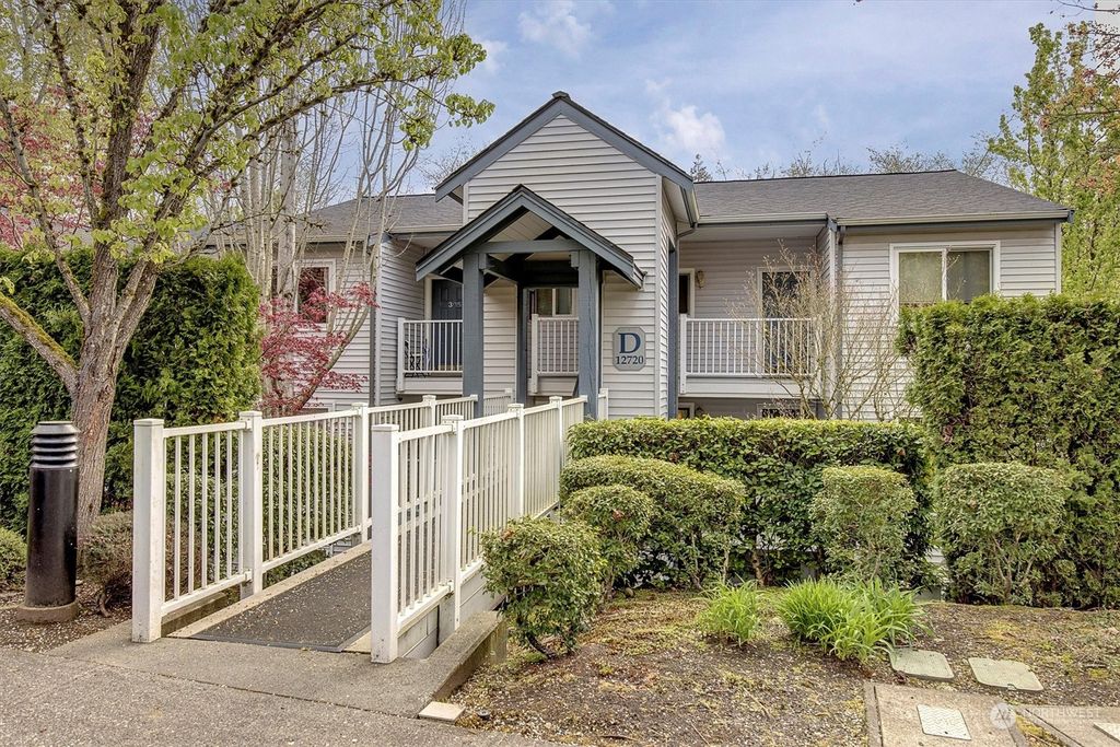 Photo of 12720 NE 10th Place #D206, Bellevue, WA 98005 (MLS # 2222640)