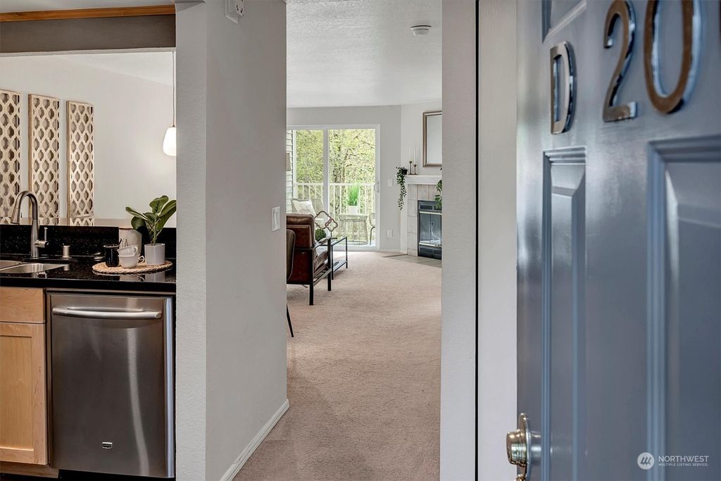 Photo of 12720 NE 10th Place #D206, Bellevue, WA 98005 (MLS # 2222640)