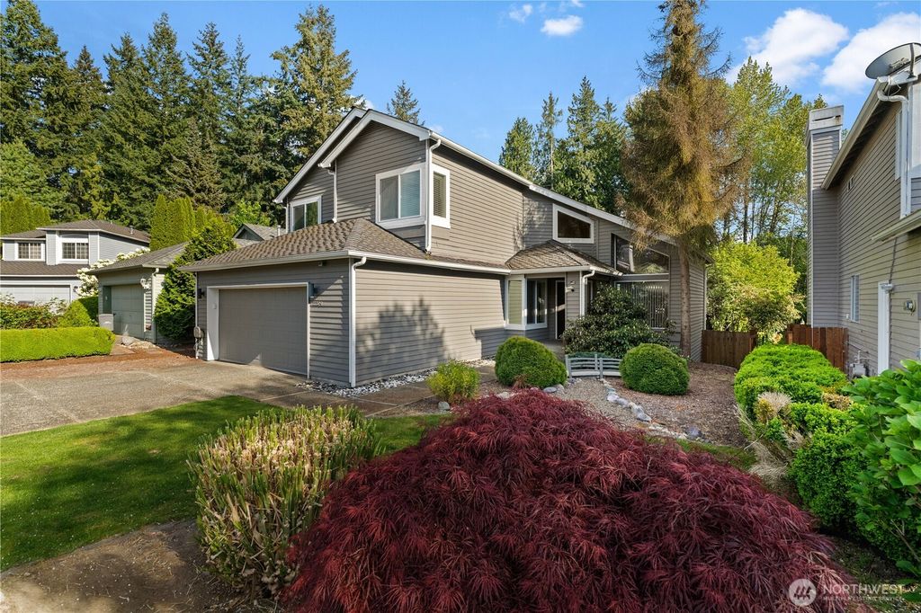 Photo of 2204 163rd Street SE, Mill Creek, WA 98012 (MLS # 2519146)