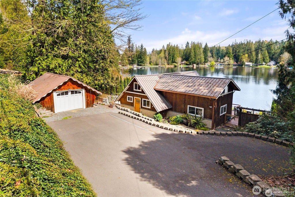Photo of 32217 Whitman Lake Drive, Graham, WA 98338 (MLS # 2587565)
