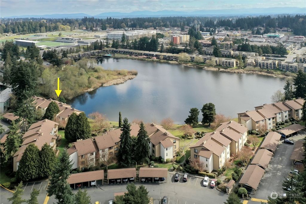 Photo of 1002 S 312th St #114, Federal Way, WA 98003 (MLS # 2217646)