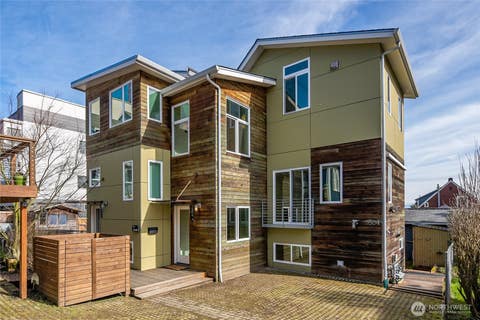 Photo of 1504 19th Avenue #A, Seattle, WA 98122 (MLS # 2571495)