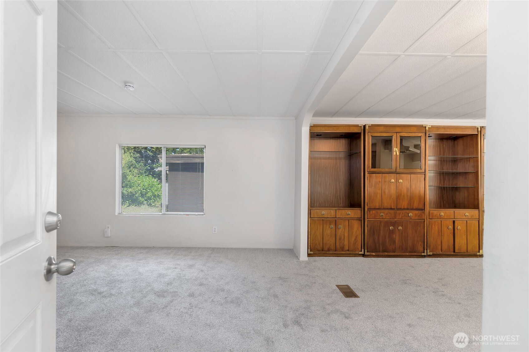 6123 79th Street E 61