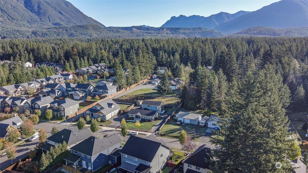 Photo of 1706 Eagles Nest Place SE, North Bend, WA 98045 (MLS # 2173265)