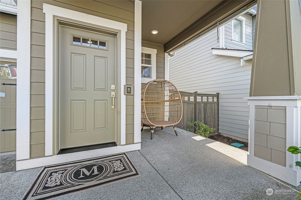 Photo of 33125 Glacier Avenue SE, Black Diamond, WA 98010 (MLS # 2227911)