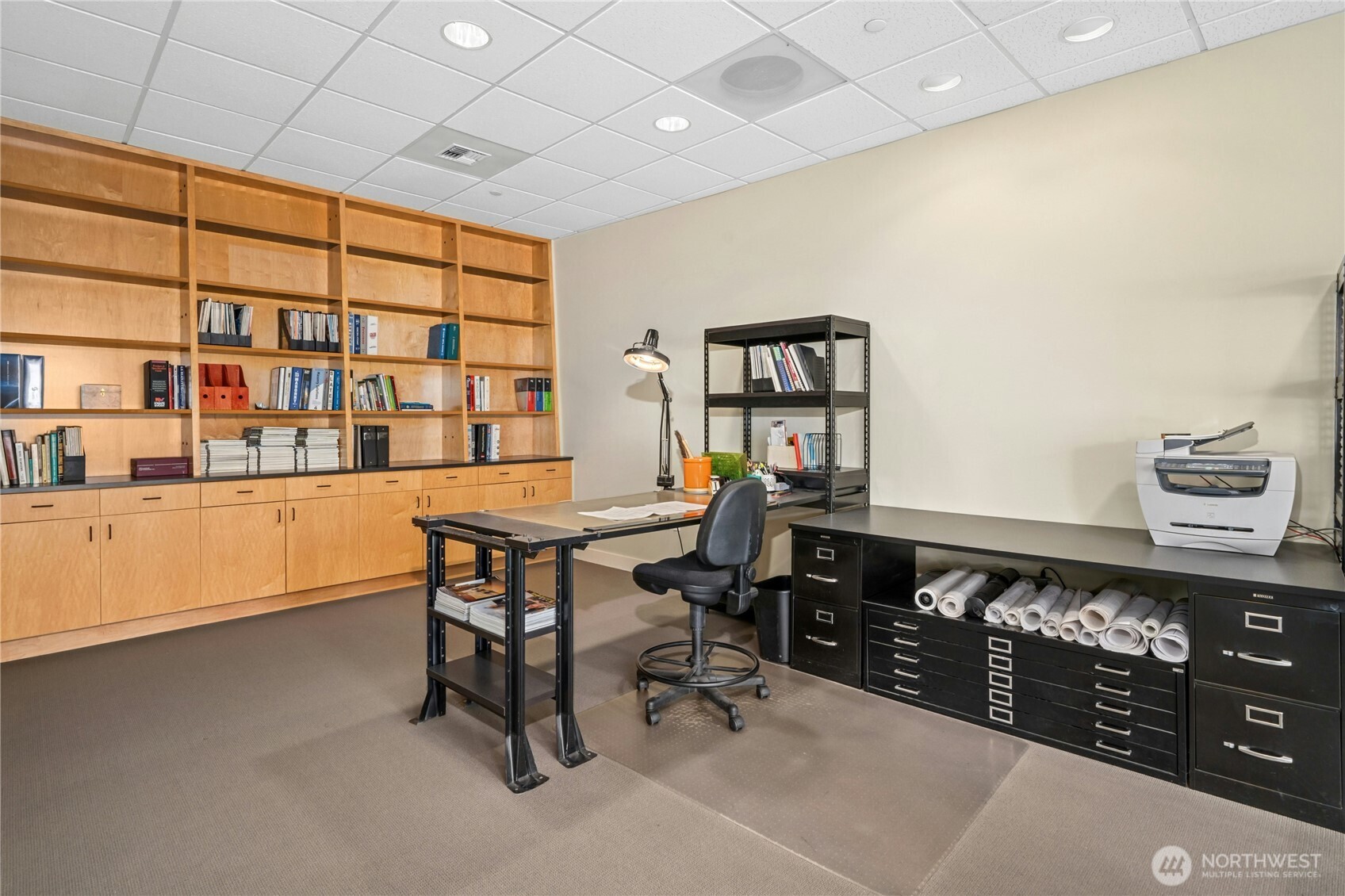 3121 W Government Way Comm 1