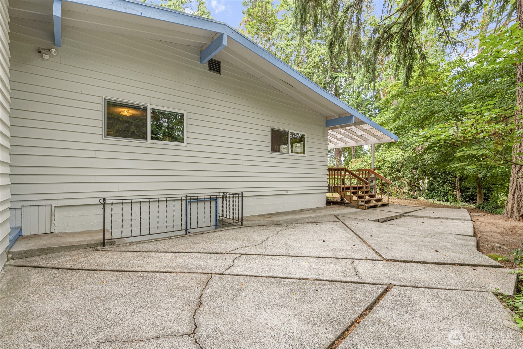 5531 NE 193rd Street