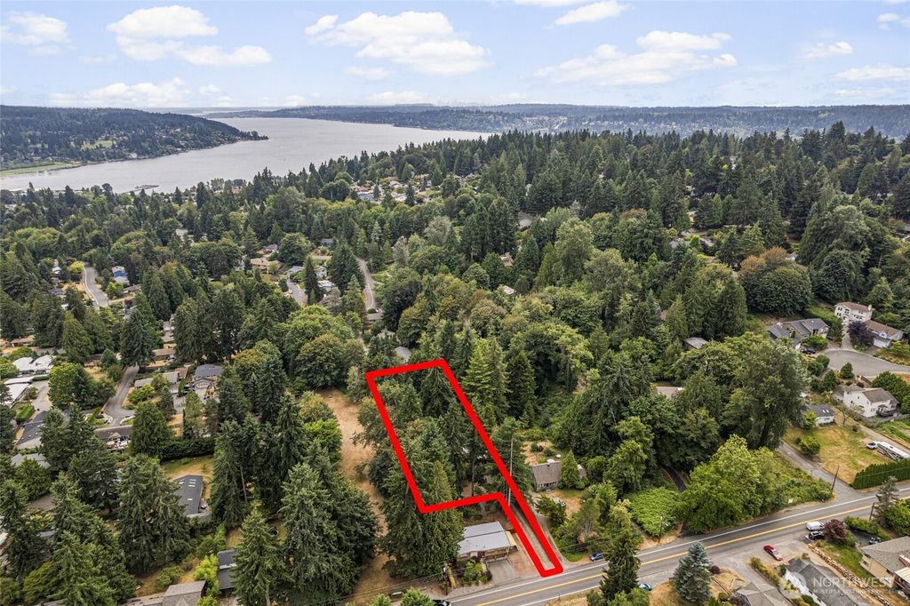 Photo of 5531 NE 193rd Street, Kenmore, WA 98028 (MLS # 2448880)