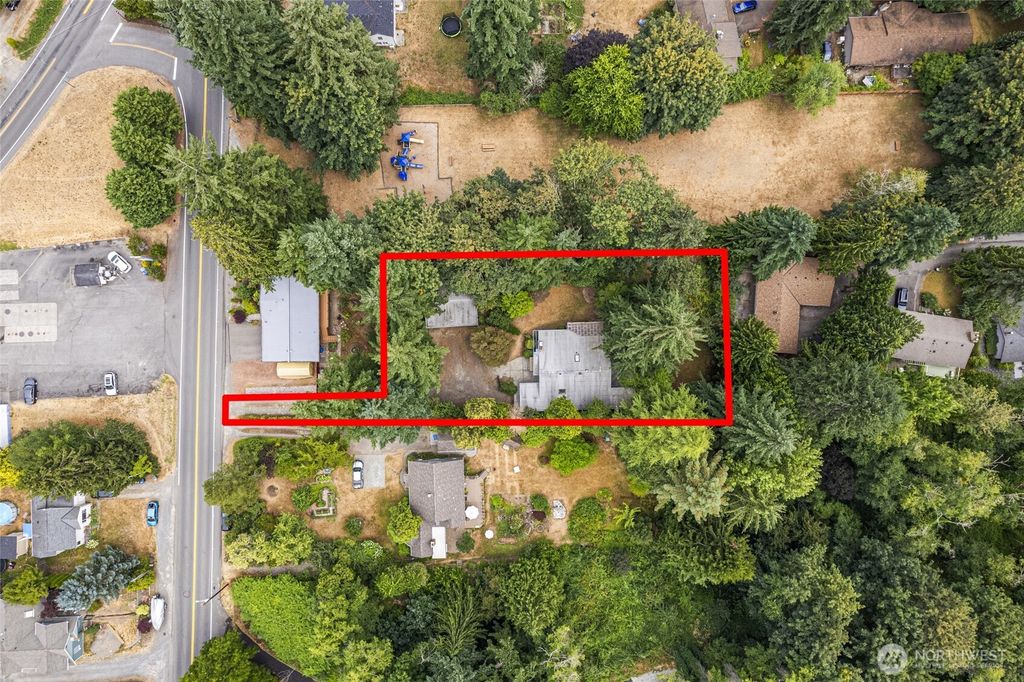 Photo of 5531 NE 193rd Street, Kenmore, WA 98028 (MLS # 2448880)