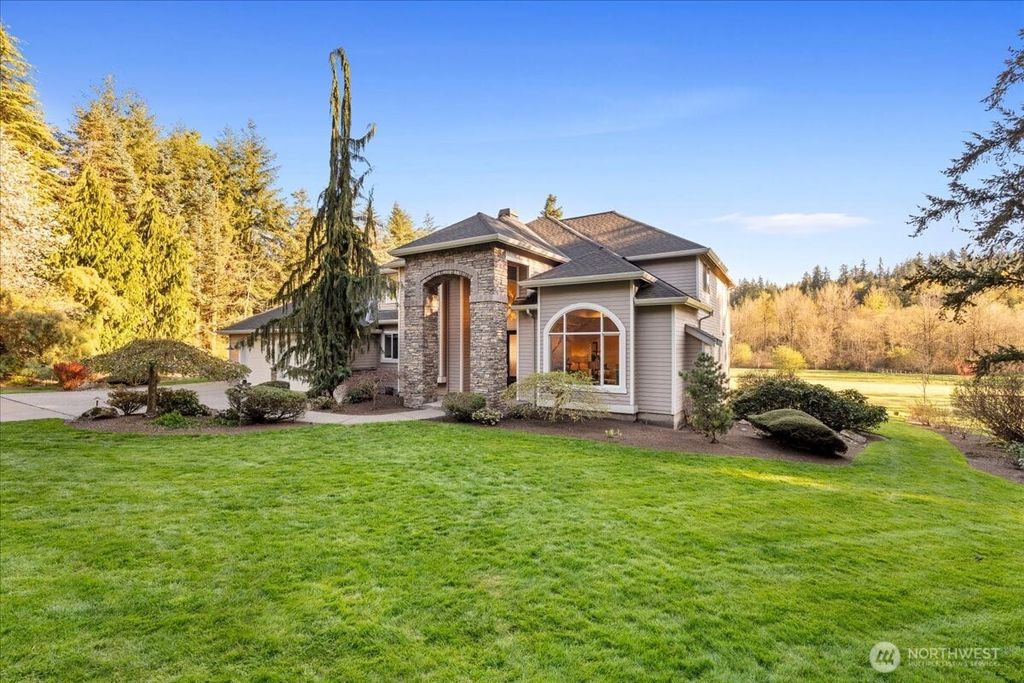 Photo of 19207 SE May Valley Road, Issaquah, WA 98027 (MLS # 2506867)