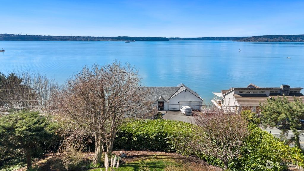 Photo of 7821 East Side Drive NE, Tacoma, WA 98422 (MLS # 2500984)