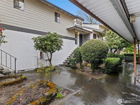 1824 Maple Lane Unit K57, Kent, WA 98030 - MLS#: 2357091