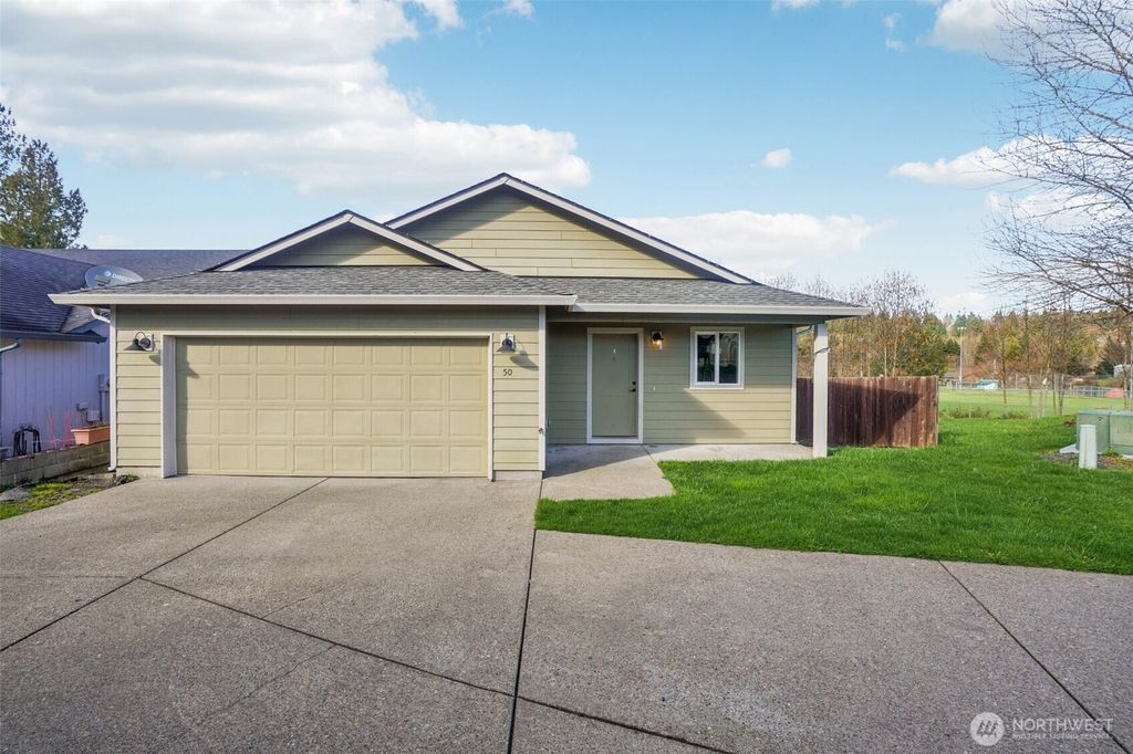 Photo of 50 Hill Drive, Cathlamet, WA 98612 (MLS # 2494678)