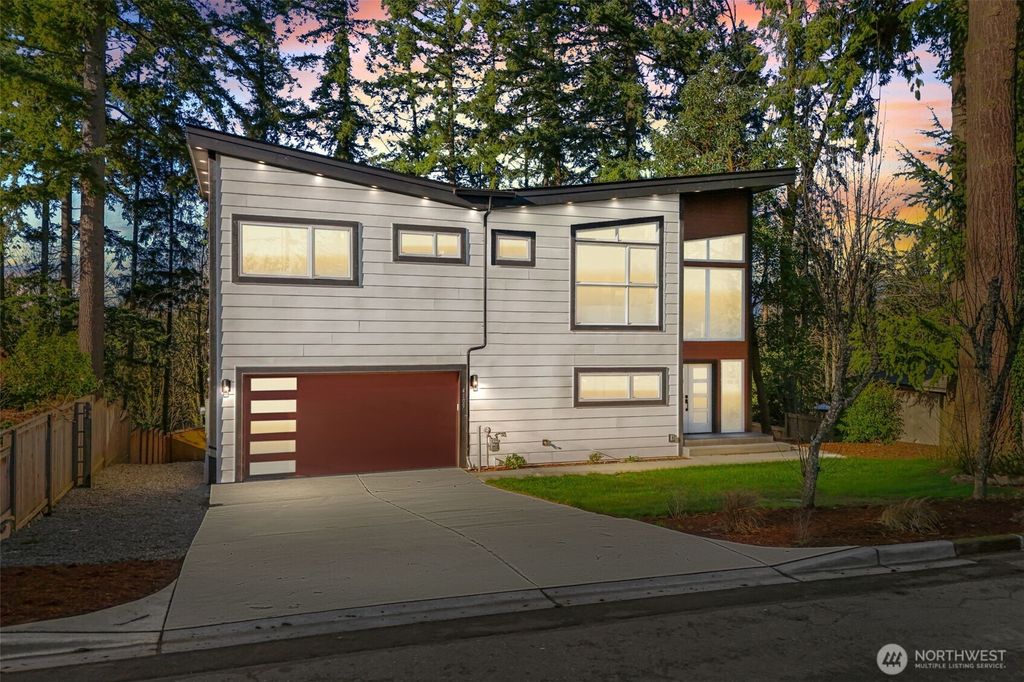 Photo of 4103 151st Ave SE Ave, Bellevue, WA 98006 (MLS # 2468576)