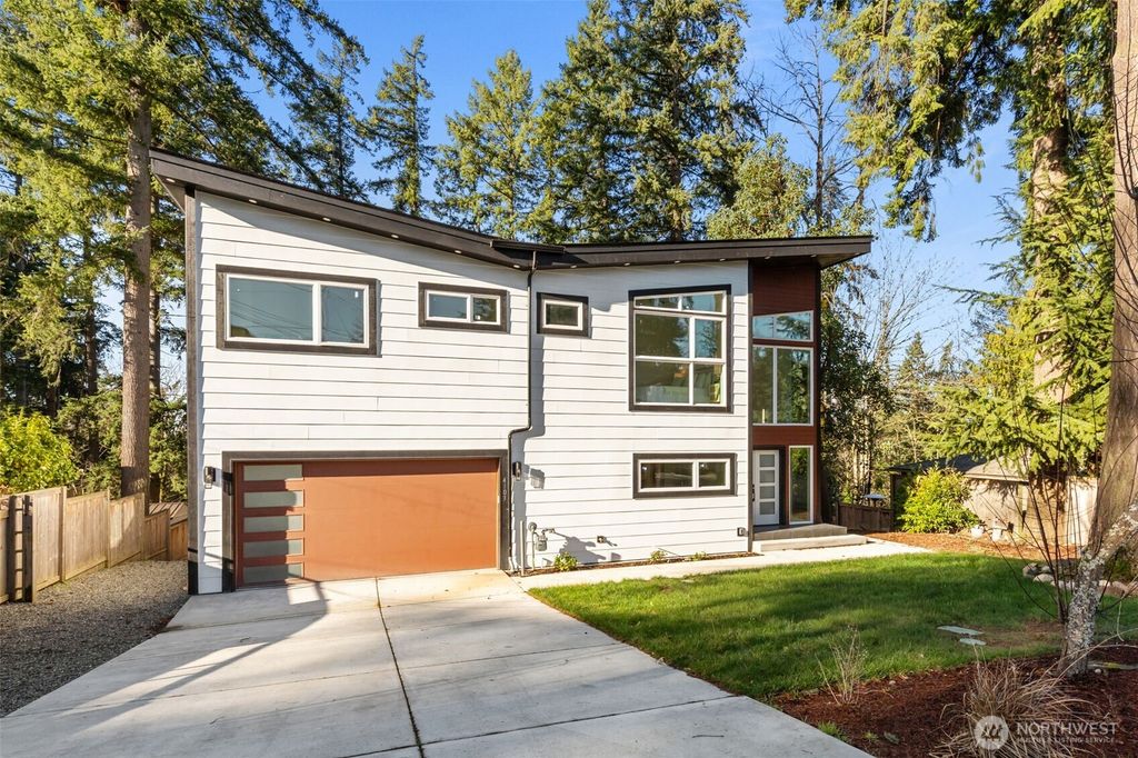 Photo of 4103 151st Ave SE Ave, Bellevue, WA 98006 (MLS # 2468576)