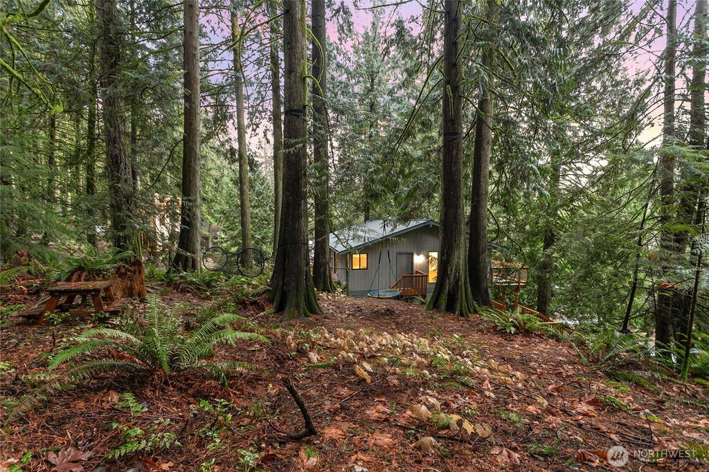 Photo of 22 Jasper Ridge Lane, Bellingham, WA 98229 (MLS # 2460324)